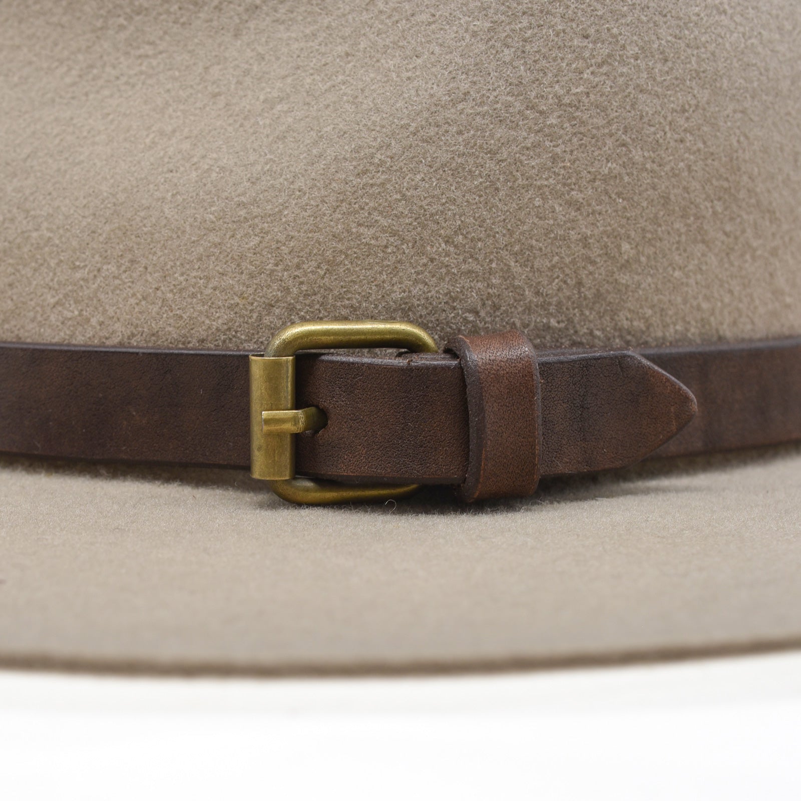 Ninakuru long brim wool hat with leather band and buckle.