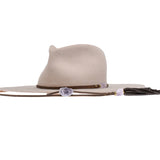 Ninakuru wool hat with amethyst.