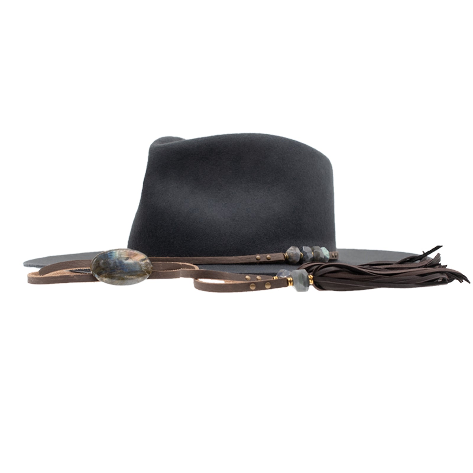 Ninakuru wool felt hat with leather and labradorite.