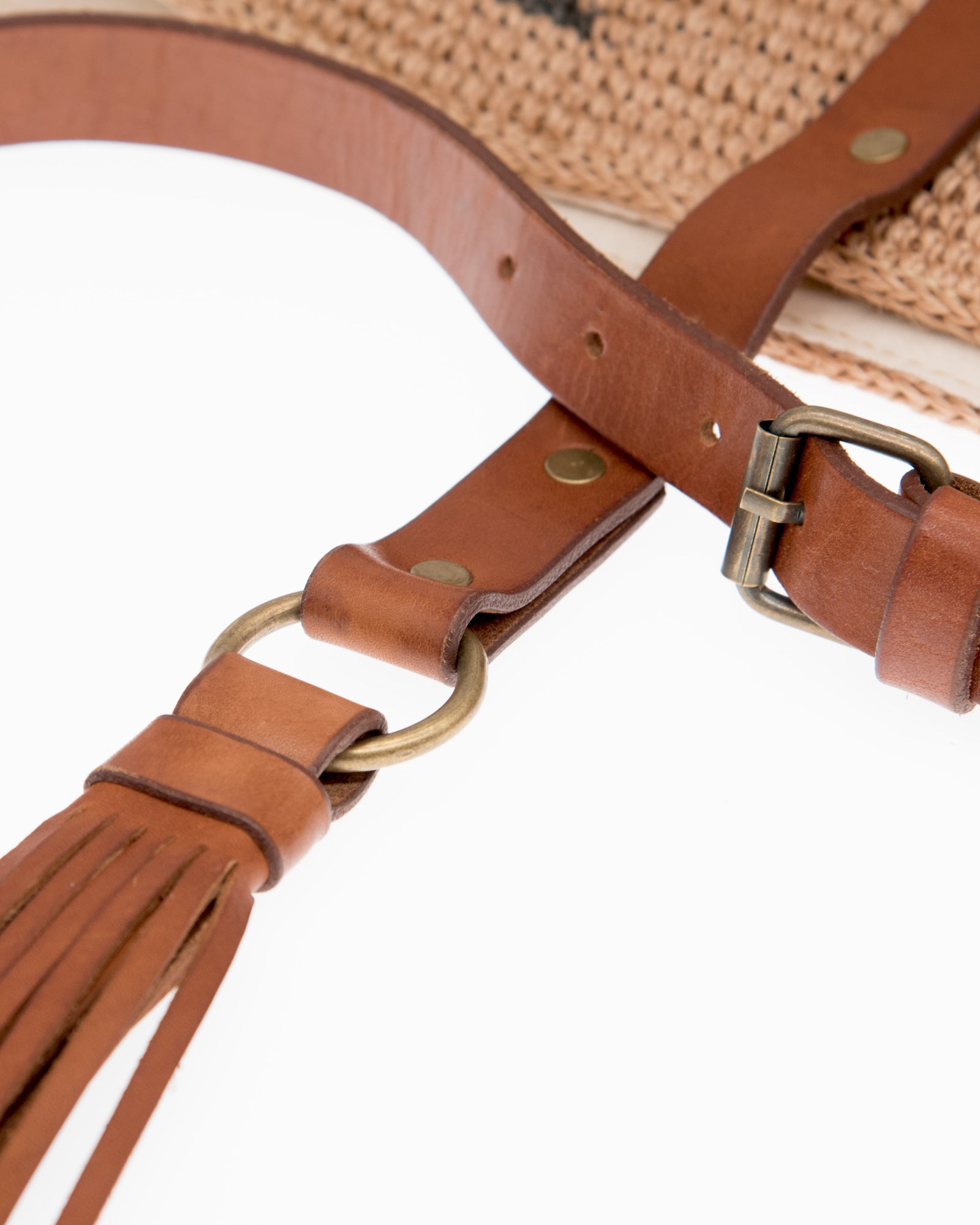 Agave straw handwoven bag with leather straps.