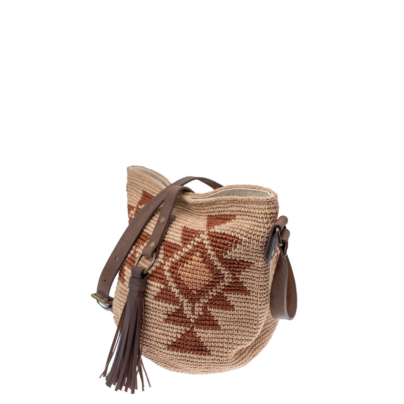Agave straw handwoven bag with leather straps.