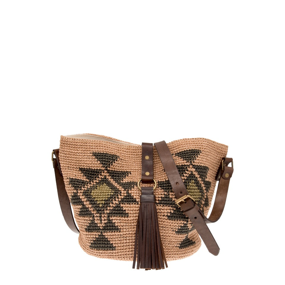Agave straw handwoven bag with leather straps.