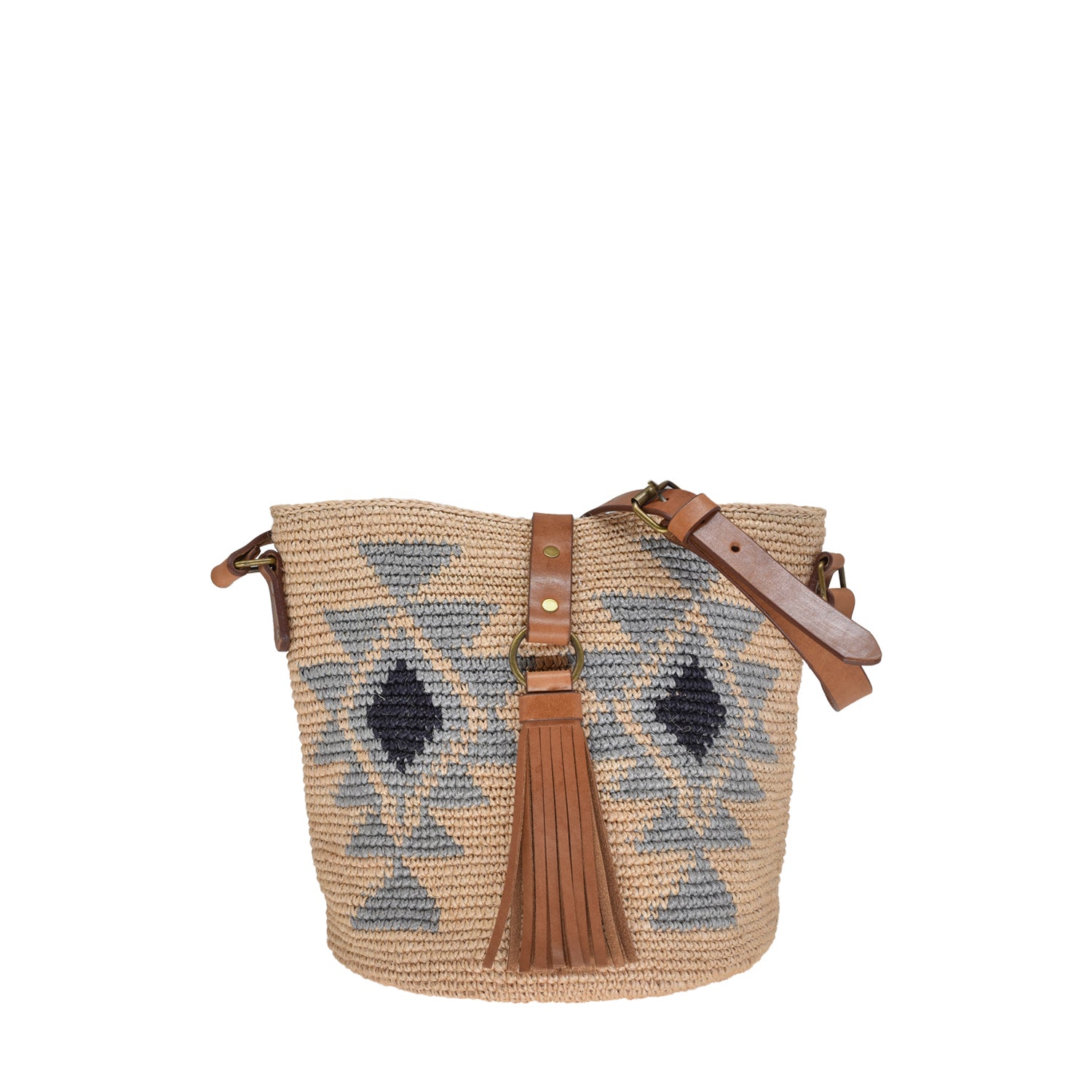 Agave straw handwoven bag with leather straps.