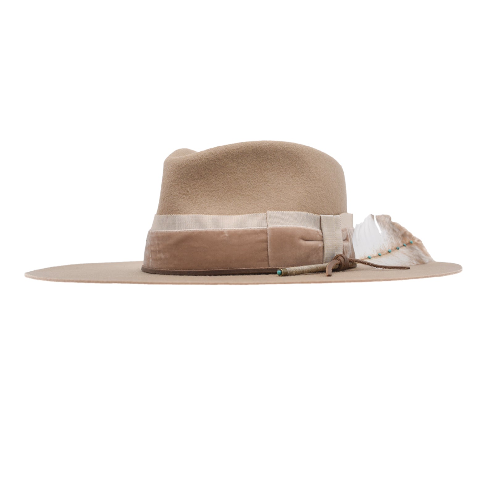 Ninakuru wool felt hat with velvet and leather.