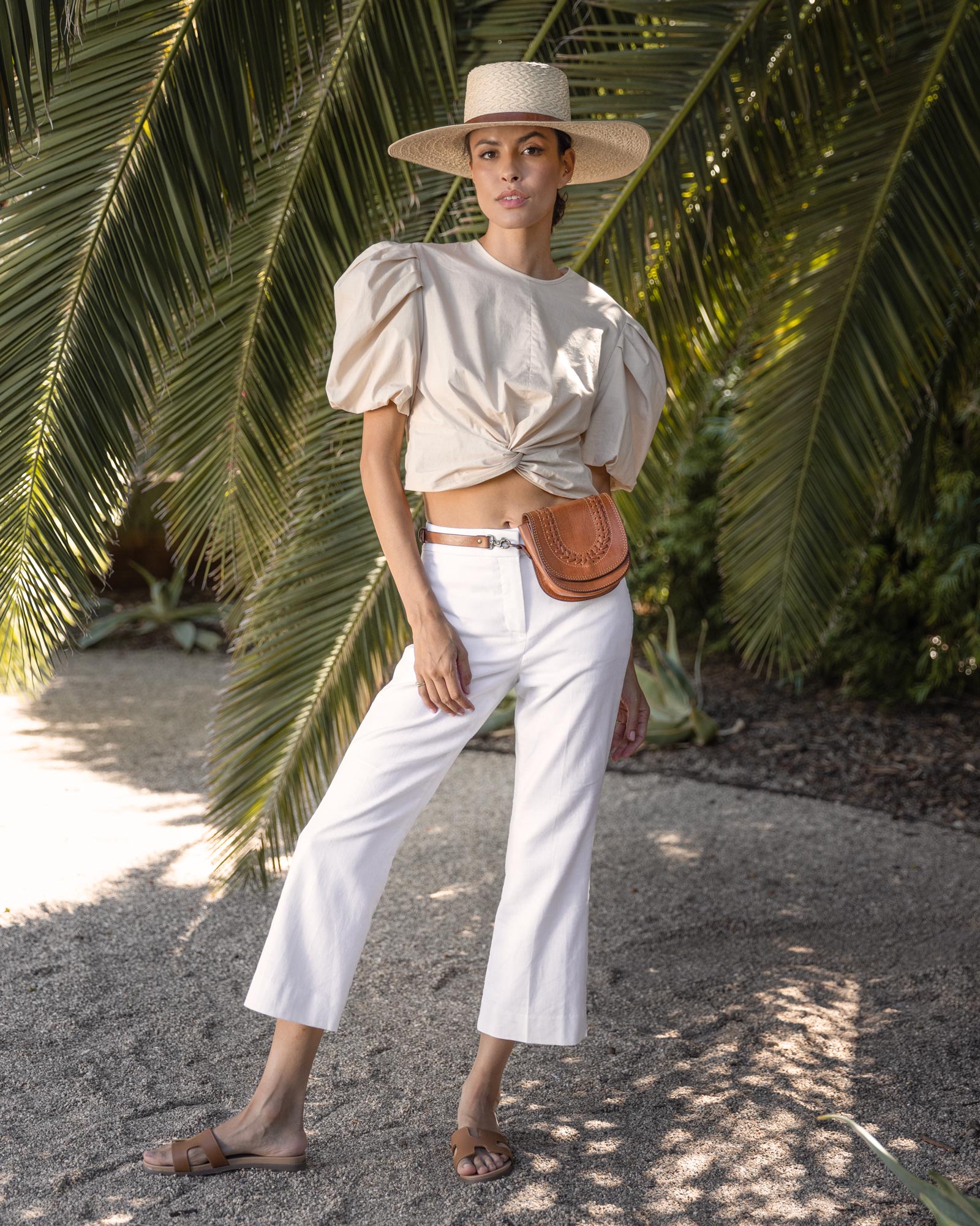 Ninakuru leather tote.