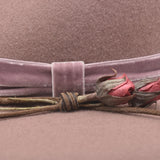 Ninakuru wool felt hat with leather, velvet and rose.